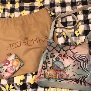 Anuschka Purse and wallet